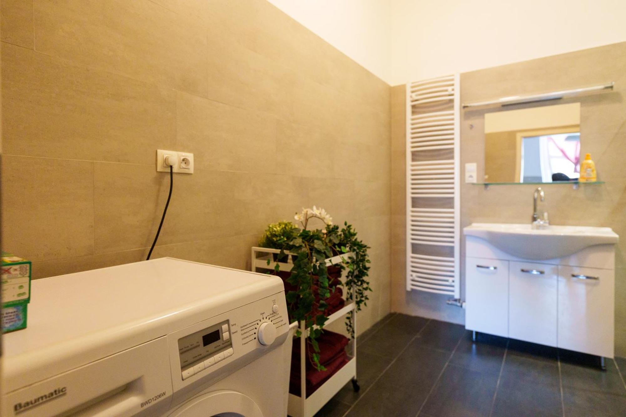 Stay Praha Apartment - New Open! Luaran gambar